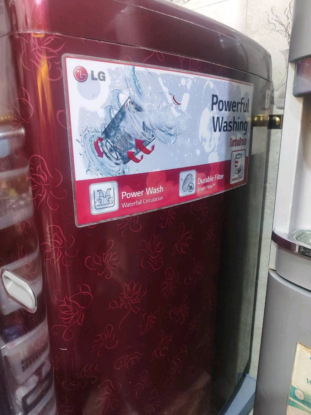غساله ال جي حجم 16 كيلو نظيفه على الفحص تغسل بطانيه ام النفرين مكاننا بغداد