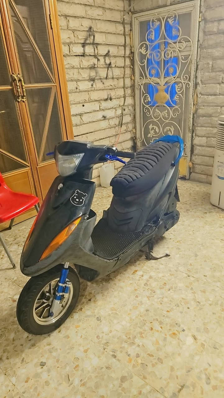دراجه ماكس عدله بلاديه مكينه مامفتوحه بوشه بلاديه ٤٩ دراجه نكره سلف لايت اشاير كهربائيات كفرات اصليه دراجه كلهه شغاله ويل كب دراجه شلعه مكينه ناعمه دراجه كلهه شغاله من الطول لطول *********** البصره شارع تموز السعر ٦٠٠ ٠

