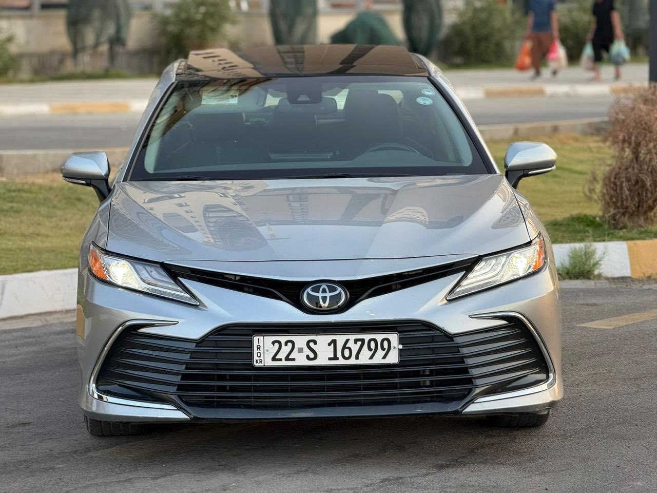 السلام عليكم
كامري موديل 2023  مواصفات XLE 
تجي فول 1/1  للاخير بنوراما السيارة
مرقمة اربيل هزة وفحص وترقيم جديد السيارة تحويل للمشتري مباشر 
السيارة وارد امريكي ضررها هلال وباب خلف السايق وطخة بتكمه من فوك بسيطة + تصليح بالصندوك بدون دواخل  عالفحص شواصي مكفوله . البجم كبس بلادي بوضع الشركة
ايرباك فقط البردة والباقي كلة سليم 
مواصفات XLE ًمعروفة فول الفول
--
سعرها  188   ورقة / 
بغداد المنصور  مكان السيارةً
***********   
واتساب متوفر او الاتصال عالرقم
