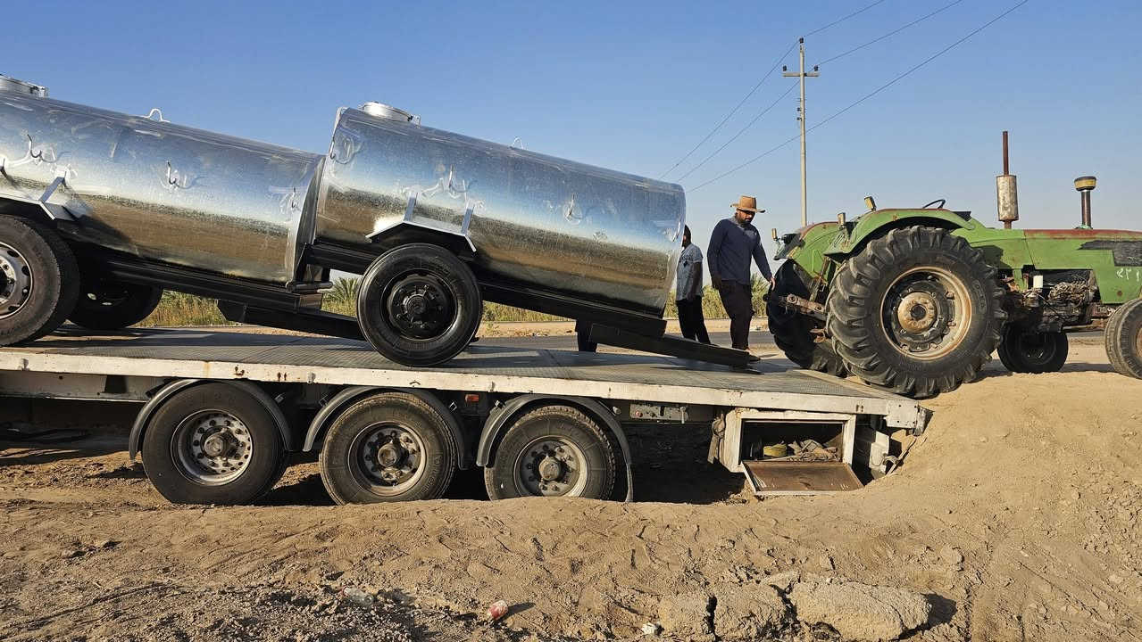 مقطورات وتانكيات تستخدم لرش المبيد والاسمده لاصحاب المرشات في المزارع الصحراويه وايضا تستخدم للكاز المتنقل والماء
العنوان بابل/ الشوملي /قرب السريع الدولي 
للاتصال على 

*********** واتساب 

***********

*********** واتساب
