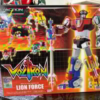 مجسم فولترون • جديد • ٥ أسود ملون