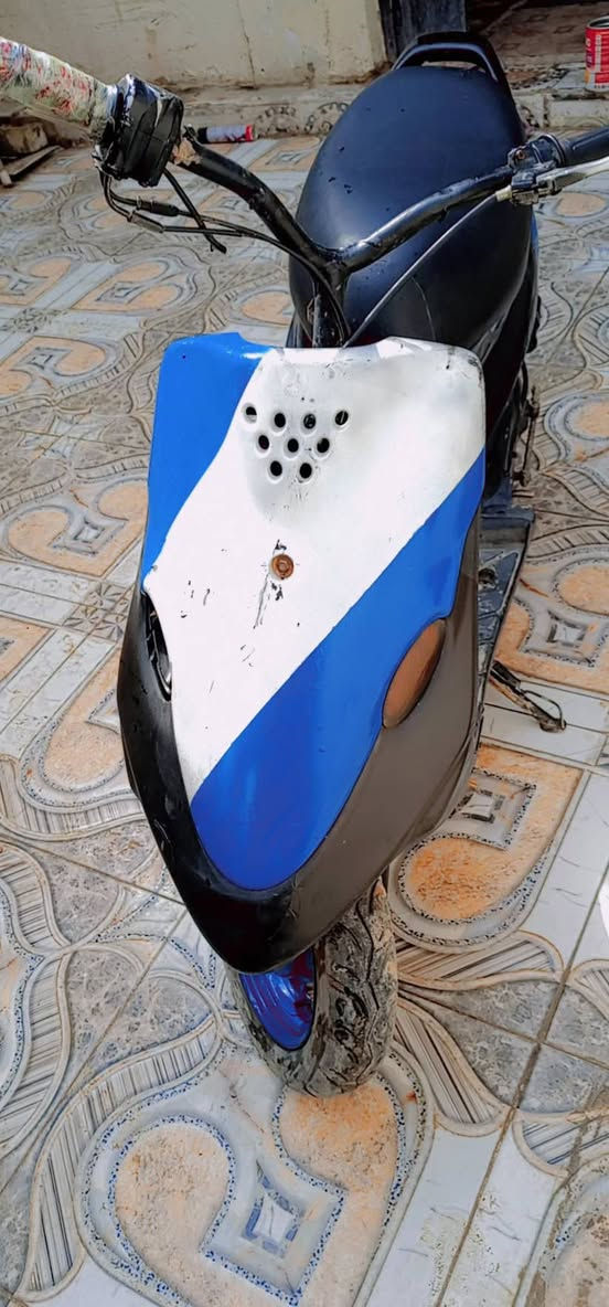 سلام عليكم دراجه بيجي البيع دراجه شلعه عزم دراجه نقصها جوزه وباتري مكان ناصريه مركز سعر 160 بيها مجال  تواصل ***********
