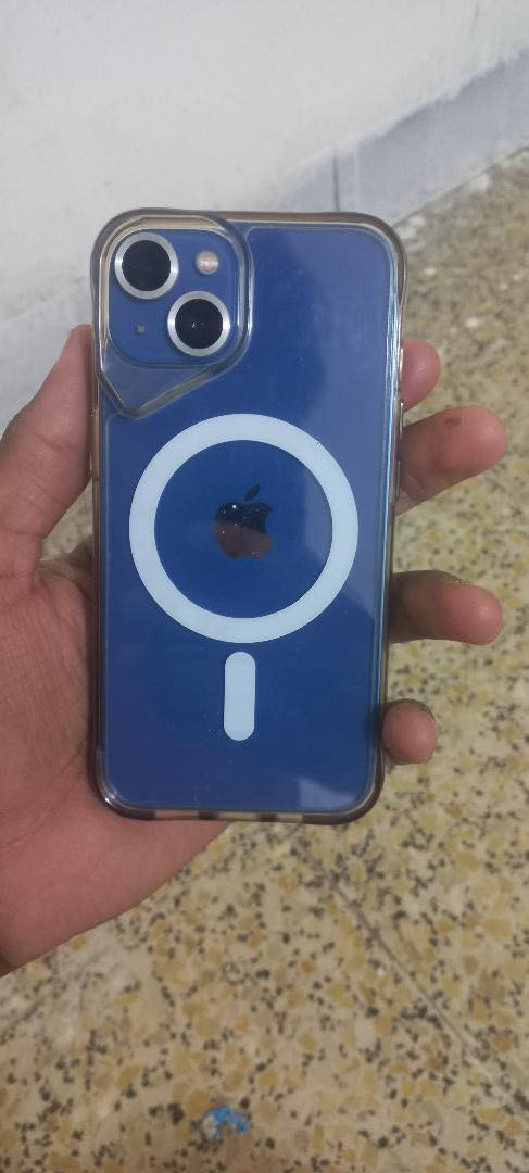 سلام عليكم ايفون البيع ١٣ عادي ذاكره 128 ممبدل اي شي السعر 550 وبي مجال عنواني بغداد جسر ديالى القديم تواصل فقط واتساب ***********
