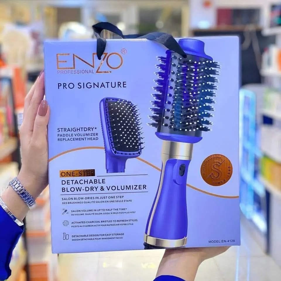 .ENZO EN-4128 Professional 2-in-1 Hair Dryer and Styler - Intll Version
اكتشف أفضل ما في تصفيف الشعر مع مجفف الشعر ومصفف الشعر الاحترافي ENZO 2 في 1. تجمع فرشاة الهواء الساخن الكهربائية المبتكرة هذه في خطوة واحدة بين وظائف مجفف الشعر ومصفف الشعر، مما يتيح لك تحقيق نتائج بجودة الصالون في المنزل. تم تصميم هذه الأداة متعددة الاستخدامات باستخدام تقنية أيونية متقدمة، وهي تقلل من التجعد وتعزز اللمعان، مما يترك شعرك ناعمًا وكثيفًا وصحيًا.
تتميز فرشاة الهواء الساخن الاحترافية من إنزو بمكثف دوار وإعدادات حرارة قابلة للتعديل، مما يجعلها مناسبة لجميع أنواع الشعر واحتياجات التصفيف. يضمن تصميمه المريح استخدامًا مريحًا، بينما يقلل التصميم خفيف الوزن من تعب اليد أثناء الاستخدام الطويل. سواء كنت ترغب في إنشاء أنماط أنيقة ومستقيمة أو أمواج كثيفة، فإن هذه الأداة 2 في 1 ستوفر لك كل ما تحتاجه.


**إذا كنت صاحب هذا الإعلان وتريد حذفه لأي سبب، رجاءا أرسل رسالة إلى الدعم الفني**