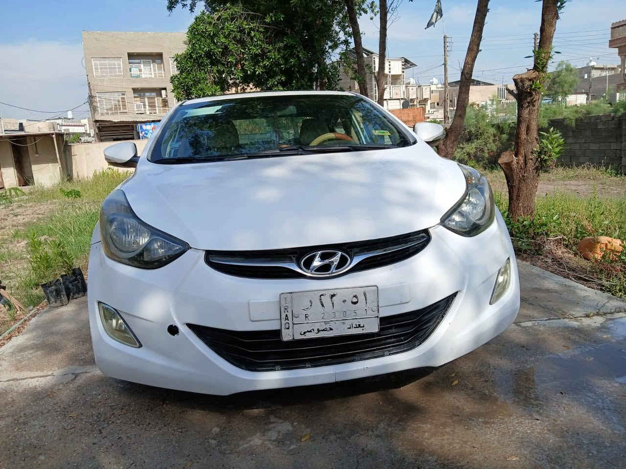 سياره لنتر مديل 2014تخم تاير صدر تحكم استيرن مري شفط السياره فول ماعدا البصمه مكينه دوش 1800مكانها بغداد 95 السونر موجود ***********
