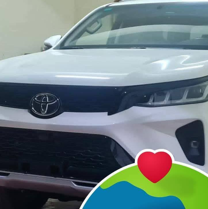 للبيع 

   مجموعه فورتشنر سبورت 

1/ 2026 ابيض 11000k

        رخصة 9 شهور

2/ 2025 ابيض 4000k

        رخصة سنة 

3/ 2025 ابيض 22000k

       رخصة سنة 

4/ 2025 اسود 20000k

      رخصة سنة 

5/ 2023 فيرانى 22000k

      طبقه حمايه أمريكى 

     صيانه توكيل مغيره باب 

     فى التوكيل فقط 

     والباقى زيرو فبريكا 

     رخصة  6 شهور 

        ولا تلف ولا تحتار كله 

              عند كيرو كار


**إذا كنت صاحب هذا الإعلان وتريد حذفه لأي سبب، رجاءا أرسل رسالة إلى الدعم الفني**