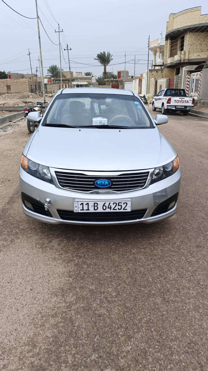 #بيع_مستعجل
كيا اوبتيما للبيع 2009 خليجي رقم بغداد نكليزي سنويه لل28 مشروع وطني مكفوله كفاله عامه بدون حادث سياره جديده وجاهزه تبريد ثلج مكينه وكيدر جديدات حداديه تخم تاير كهربايات كله شرط غرفه بجيس دواخل كلش حلوه  سياره بلعافيه عل ياخذها مال جناي ماتخسر عليها مكاني بناصريه رفاعي السعر 119 بيها مجال بصيط ***********
***********
