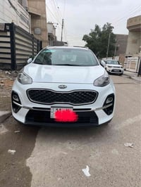 سبورتج 2020 جديدة ماشية 72 الف باسمي تحويل ثاني يوم مكفولة من الصبح وا...