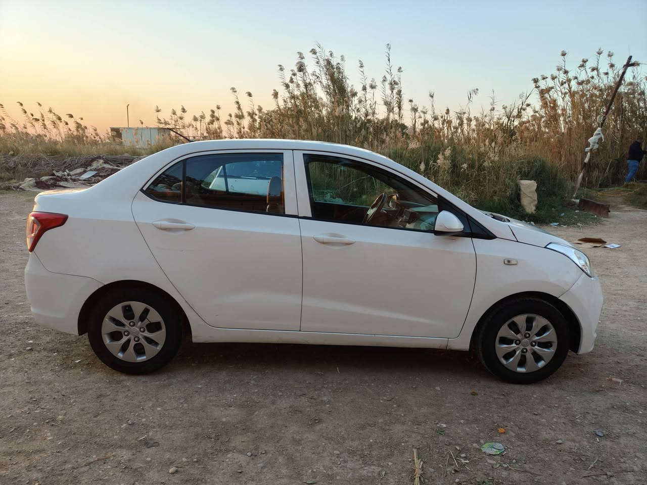 السلام عليكم هونداي i10 2016 خليجي بيها صبغ باب سائق وبنيد مبدل اصلي نفس اللون الاستفسار اكثر ***********
