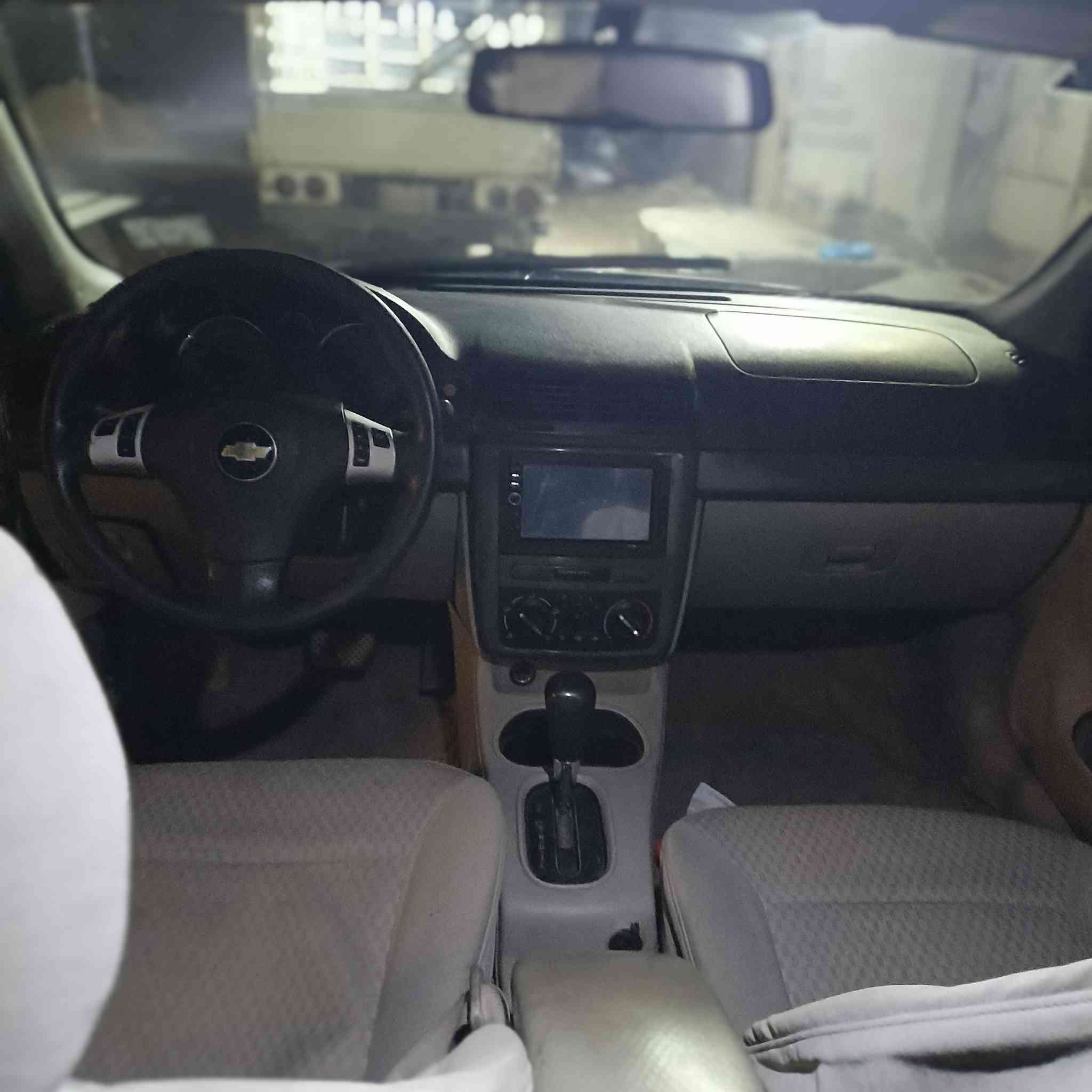 السلام عليكم سياره شوفر
بيه ضربه بلجاملغ الخلفي وطخه بلبجم خفيفه 
مكينه بيه بخار قليل 
مكاني نجف الاشرف 
سعره 50 
***********
