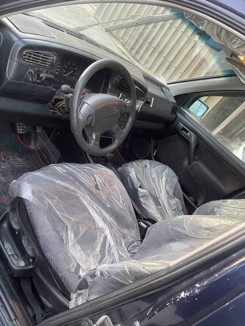 فنتو موديل94 مكينه2000 كير اوتو شرط نضيف جديد شاده صدرهه نضيف رقم انكليزي بغداد تحويل مباشر كهربائيات جاهزه داخلهه كلش نضيف سياره حلوه وجاهزه بيهه نقوصات بسيطه السعر38 مجال حك جيتك فقط مكاني بغداد حي جهاد***********
