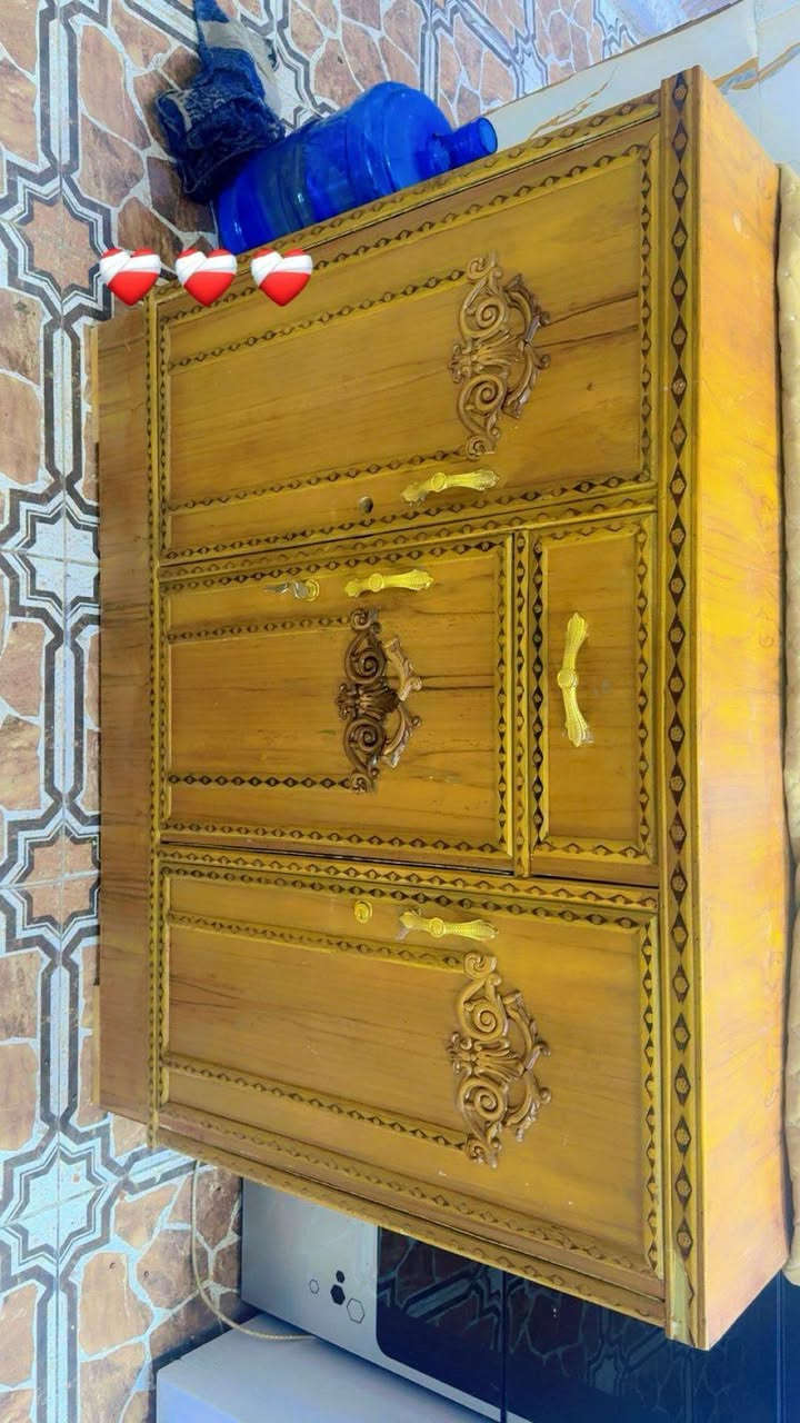 سلام عليكم بوفيه متر ونص نضيفه مابيها كل أضرار للبيع السعر 100 وبيها مجال


**إذا كنت صاحب هذا الإعلان وتريد حذفه لأي سبب، رجاءا أرسل رسالة إلى الدعم الفني**