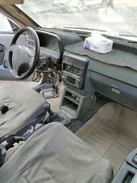 السلام عليكم
سايبه موديل 2010 بأسم اخووي
رقم بصرة 2026
المكان البصرة سفوان
السياره كير ومكينه زينات وعوزه حدادة ترتيبات السيارة
عليه غرامه 400 ألف السعر 20 وبيه شوي مجال حك الجيه
متواجد اتصال فقط ***********
