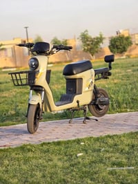 R9 • نضيفه • بطاريات أصلية