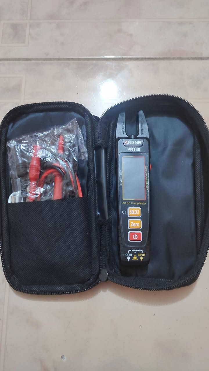 السلام عليكم 
عندي هذا الكلابميتر Ac/Dc 
بسعر 35 الف 
يتوفر توصيل


**إذا كنت صاحب هذا الإعلان وتريد حذفه لأي سبب، رجاءا أرسل رسالة إلى الدعم الفني**