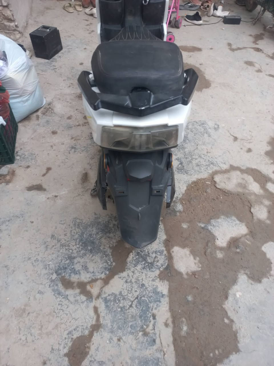 مرخصت مدير لكروب دراجه فحل لثيوم فول سعرها ٨٠٠مكاني ابوغريب ***********
