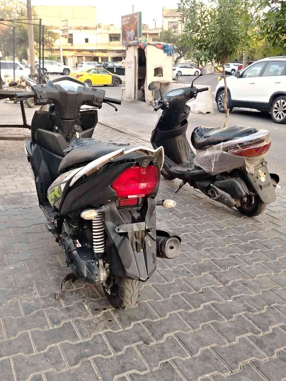 السلام عليكم اخوان ياماها ZR 140 للبيع دراجه مكفوله نازله رمبه ومخزنه مماشيه كفراته يرادله ترتيب رايده ب550 بيه مجال دراجه ماكو بنضافته وبلادته بلسوك شراي خابر وتدلل مكاني صالحيه ***********
