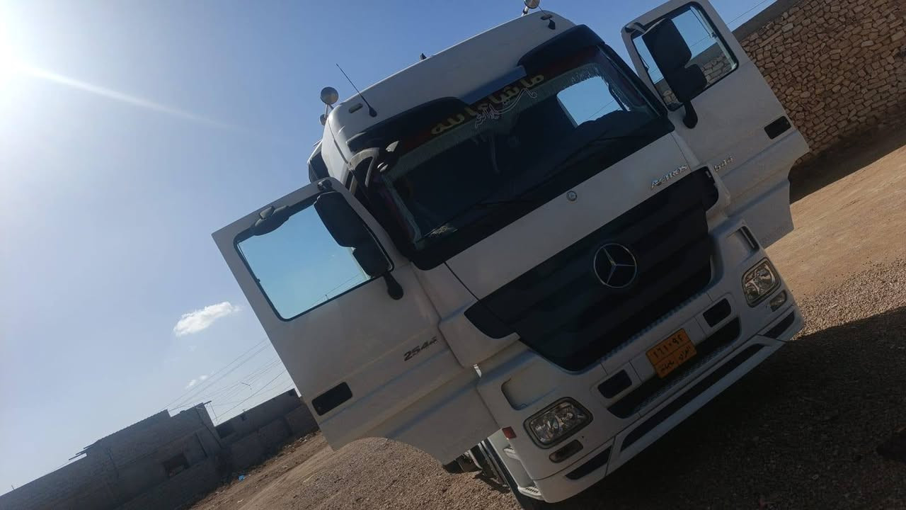 للبيع اكتروس موديل /2013/ موصفات سياره رتايدر هورنات كاسحه وزعانف سياره جاهزه على شغل اي نقص مابيه 

 مربوطه عربانه جناب 4 محاور 
تفاصيل تصل برقم ***********
مكان الانبار رمادي
