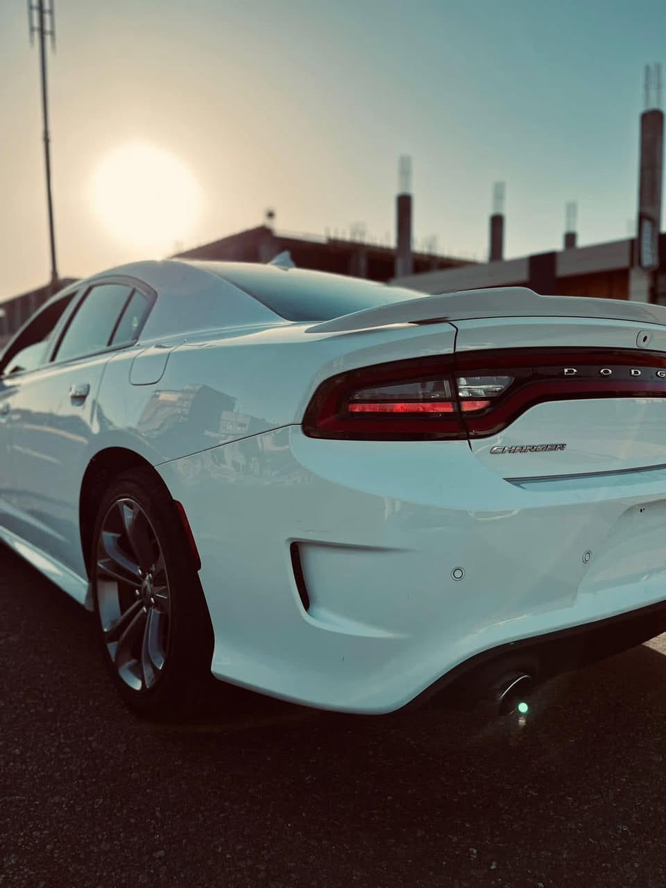 السلام عليكم 
جارجر RT SUPER TRACK PACK 
الموديل 2020 
رقم بغداد دولي مشروع وطني سنويه وهزه جدد بأسمي 
مكينه 8 سلندر 5700 
ماشيه 80 الف ميل حقيقي 
مكينه كير حداديه تبريد تخم تاير كله جديد 
عليها ادامه كامله شرط دينار ماعايزه 
السياره بلاديه ماعليها تزويد ولا اي شي 
حادثها جاملغات 2 والبنيد وصور الحادث والسونار بالمنشور
مصلحه تصليح درجه اولى مرجعيها بلاد شرط 
نصبتها بالحقيقه احلى من الصور 
السعر 193 وبيها مجال للشراي 
ناشر كل تفاصيل السياره شوفهن واقتنع واتصل وتدلل 
مكان السياره النجف الأشرف 
***********
