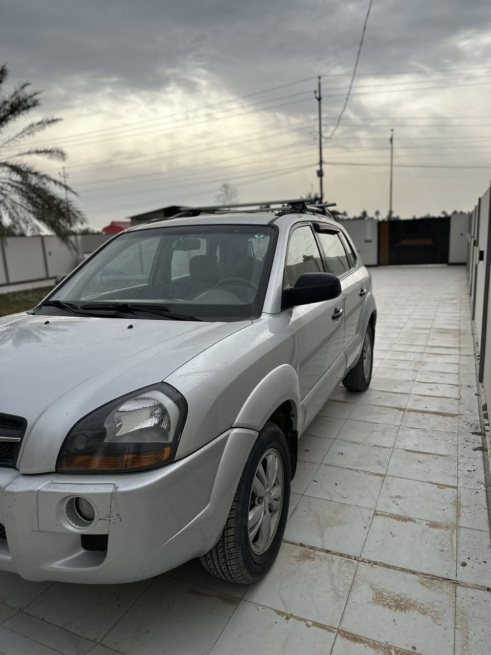 توسان 2010 مكفوله  فقط بارد بسيط رقم بابل سنويه 28 السعر 117 وبيه مجال  بيع مستعجل  للاستفسار *********** غير متواجد ع النت

