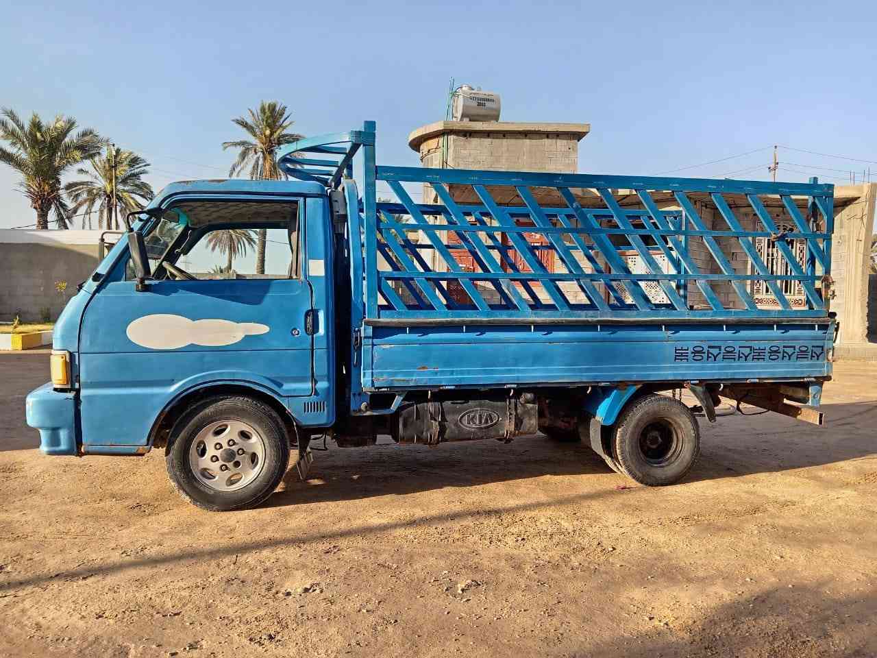 ***********٠٠٠*********** السلام عليكم كيا للبيع تحويل مباشر رقم جديد محرك بالكرتون جديد صدر جديد تواير جدد سياره جاهزه تحويل مباشر سنويه جديده سياره حلوه وجاهزه ما ناقصها كل شيء سعر 44 بها مجال للشراي
