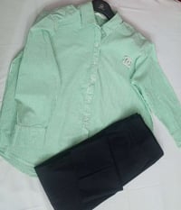 بالة ملابس • نظيف