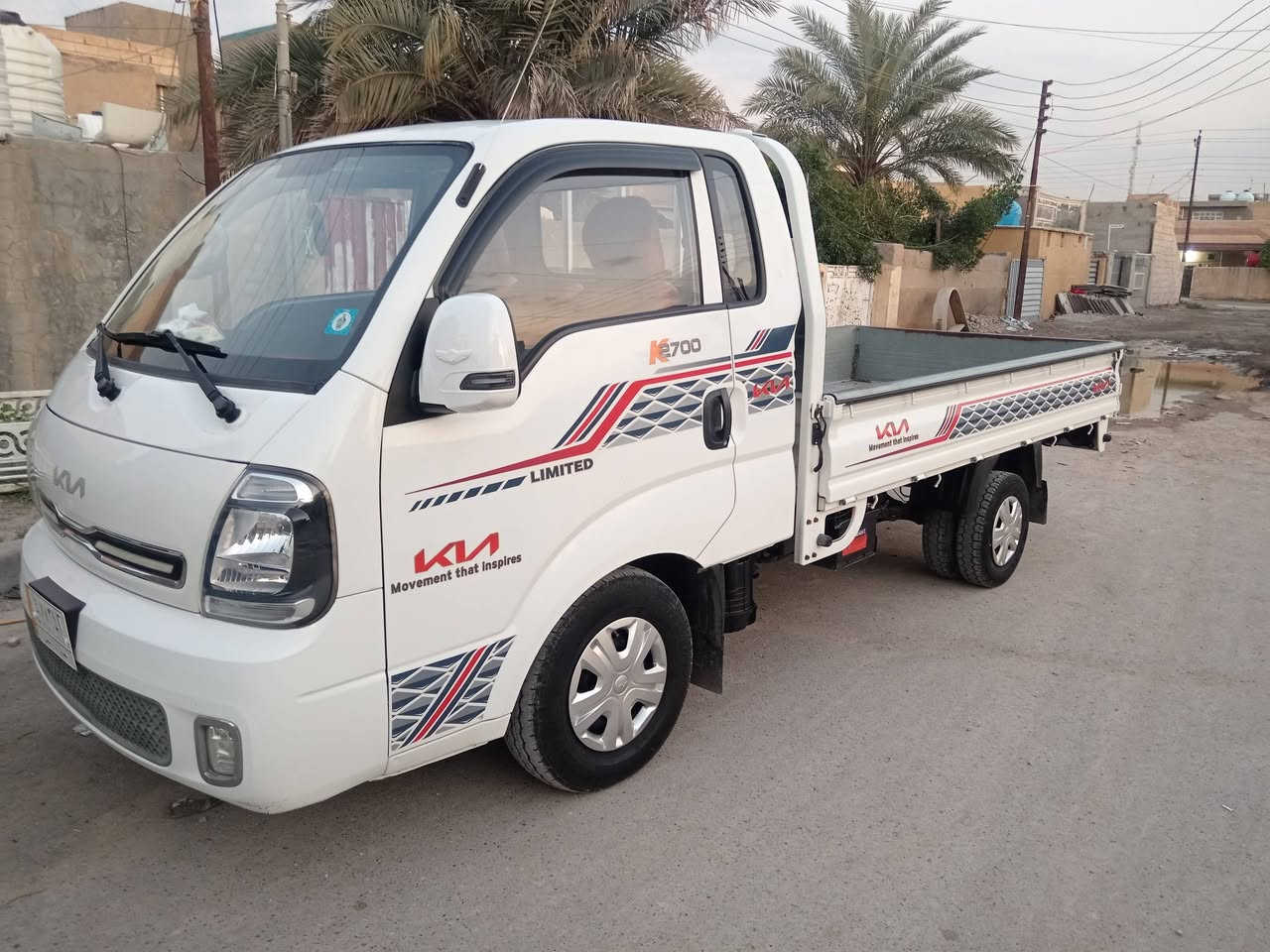 السلام عليكم ورحمة الله وبركاته
كيا حمل 2022 رقم بغداد الشكل الجديد مكفوله كفاله عامه
السعر 140 وبيها مجال 
العنوان بغداد المحمودية
***********
***********
