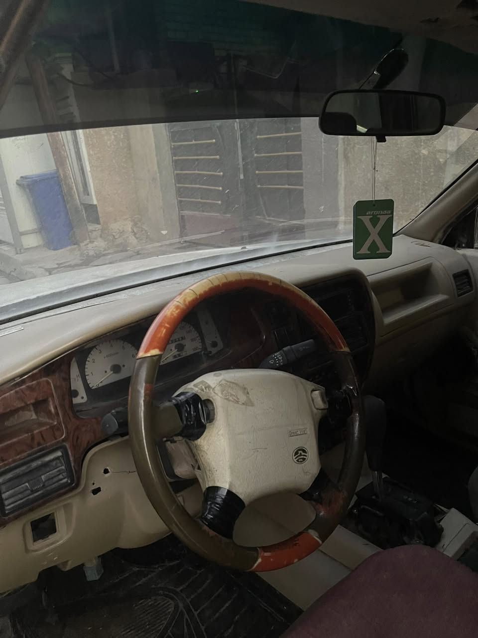 السلام عليكم بيكم للبيع أدوات ادوات مكينه وكير كورله مكينه يمكن بيه خانه تشتغل بس شويه ترتر نوزلات جدد باتري جديد داينمو جديده تايرات نضاف حيل مكاني بغداد الزعفرانية ‭
السعر 17 وبي مجال مستعجل ‭    0771 225 3809‬
