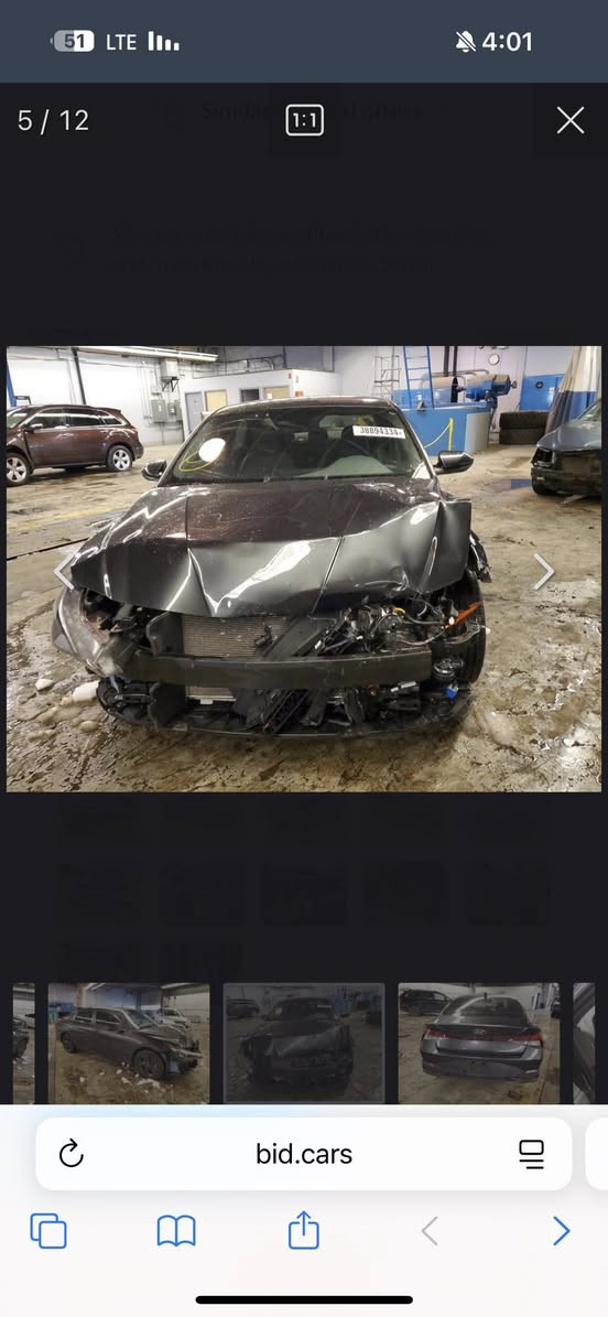 السلام عليكم

للبيع هيونداي النترا 2023 فول ماعدا جلد وفتحة  

مواصفات /

 بصمة تشغيل وابواب ، تشغيل عن بعد 

2023 HYUNDAI ELANTRA, SEL

2.0L, 4 cyl., 147HP

وارد أمريكي ،ثلاث وضعيات قيادة ،

 محرك 2000 دوش ، بصمة تشغيل ، بصمة أبواب اوتو هولد ، نافكيشن ، رادارات خلفية ،رادار امامي ، نقطة عمياء بالمراية ، مثبت سرعة ، نظام تجنب الحوادث مع تحذيرات النقطة العمياء وتحذيرات مغادرة المسار ، كامرة خلفية دواره ، الحادث كما موضح بل ماشية تقريبا42  بدون يرباك ودواخل  رقم بغداد بسمي  148 وساب *********** اتصال ***********
