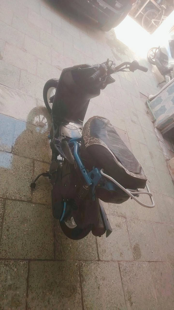 سلام عليكم شلونك  شباب ماكس عدلة مال لعب  لبيع 500 السفسار الرقم ***********
