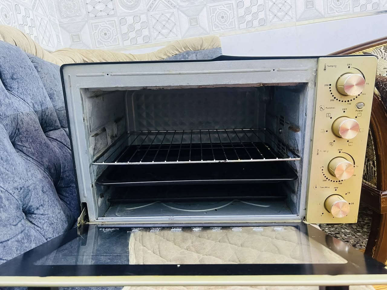 اوفن للبيع مكان الاعظميه  علا فحص تفحص قبل لا تشتري


**إذا كنت صاحب هذا الإعلان وتريد حذفه لأي سبب، رجاءا أرسل رسالة إلى الدعم الفني**