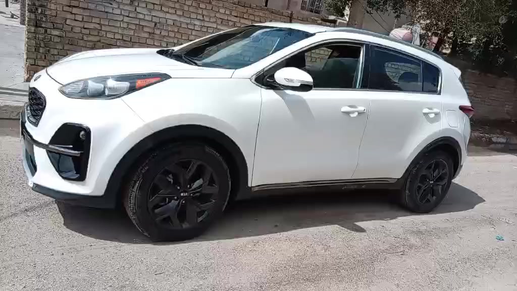 السلام عليكم سبورتج موديل 21جاهزةكيرمحرك بوضع الشركه تبريد ثلج بيهة صبغ جاملغ من أمريكا وبل عراق  موجود سونار يمك وشوف واني بخدمتك سياره تحكم سترير مري شفط محرك 2400المرغوب دوش خير من الله صدر امامي خلفي سياره بسمي تحويل مباشر هزة جديده رقم جديد الشتري فق بس يحول ميصرف عليهة ولاربع والتسهيل من الله بيهة هواي مواصفات بس والله ماعرف بيهة اني مو صاحب خبرة بيهة الي اعرف سياره خير من الله    الاتصل وتامر امر مكاني بغداد البياع تصال  ***********
***********
