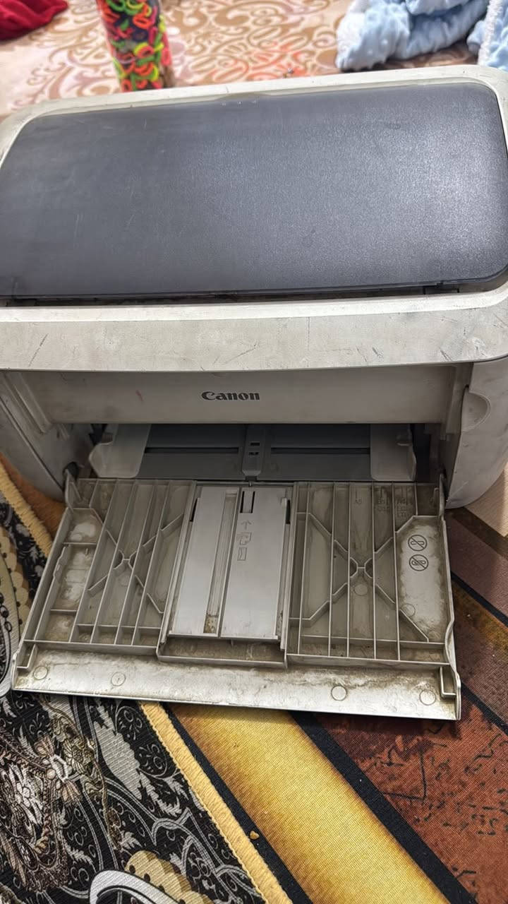 سلام عليكم لابتوب لينوفه حجم14 مع طابعه كانون شغاله 175 الف بغداد الشعله
***********
