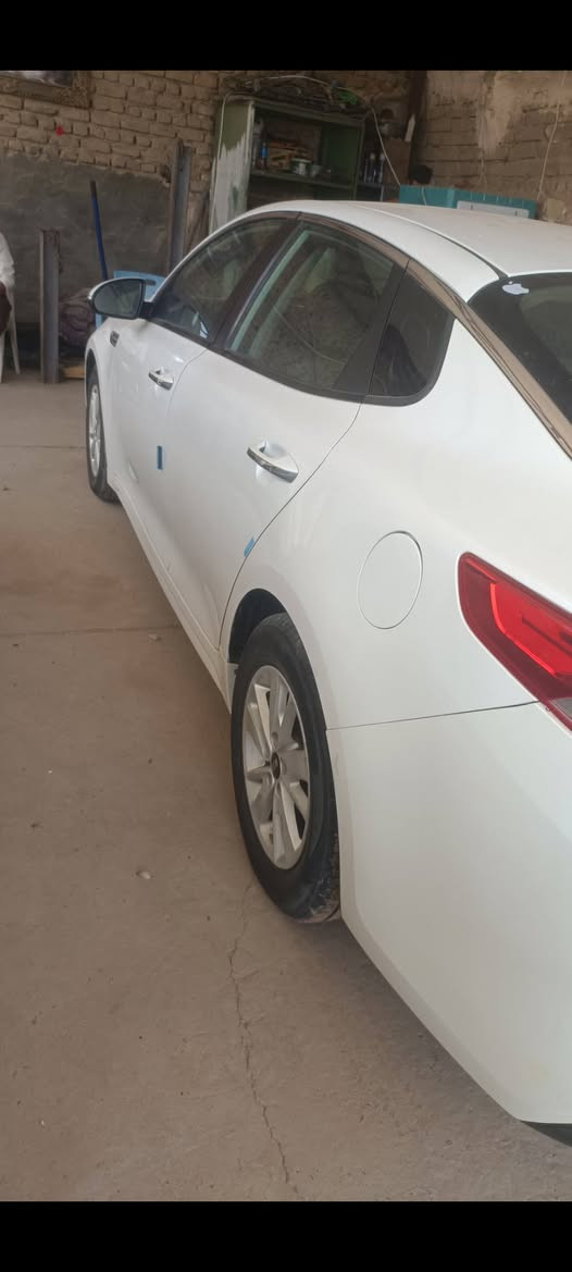 كيا اوبتيما موديل 18 وارد امريكي بيها صبغ قطع ابيع حزام السياره نص فول كير مكينه مكفولة حداديه جديده تخم تاير باتري جديد تبريد ويا سويج رقم بابل بسمي مكان السياره بابل السعر المطلوب 110رقم التلفون ***********
