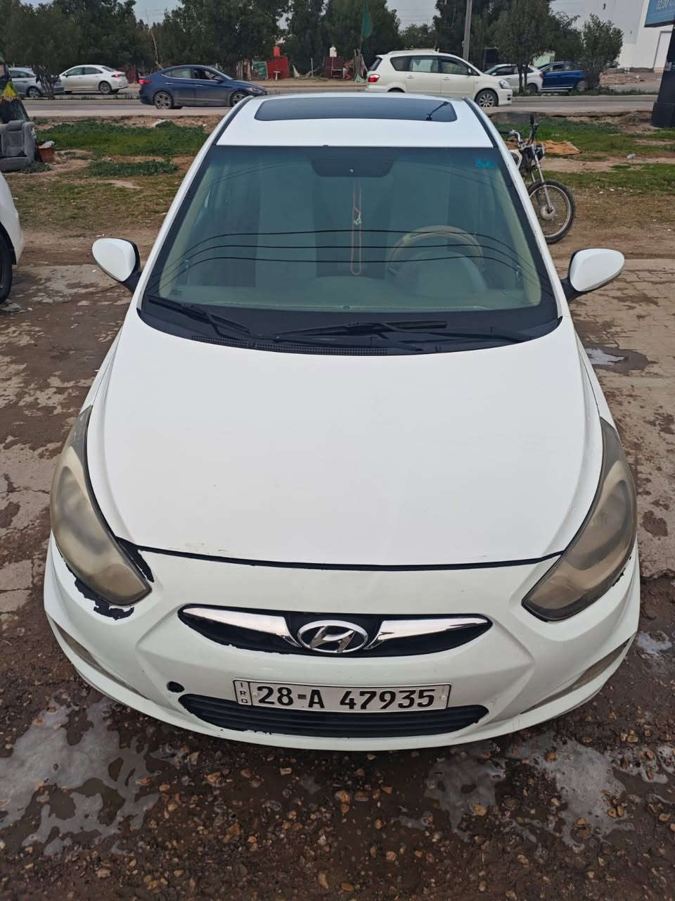 اكسنت 2015 خليجي محرك 1600 سياره جاهزه من كلشي كفاله محرك كير تبريد شرط بيه قطعتين صبغ باب السائق والباب الورا ضربه خفيفه  السياره بأسمي رقم نجف مكاني النجف رايدهة 97 وبيه مجال ***********
