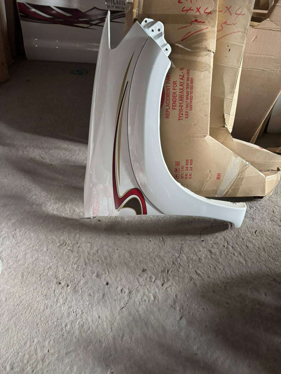 السلام عليكم عشاق الهايلوكس توجد قطع غيار هايلوكس  العنوان المعامل السياحي للاتصال *********** اصلي شركة
