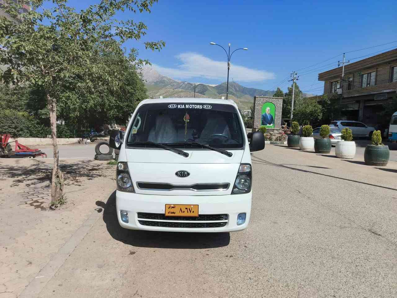 بە ناوی خودای بالادەست
کیادوتەنی براوە مۆدێل بیلاد٢٠١٣كراوه به 2022 مکینە ره شي سؤپه ر٣٠٠٠ناوبۆدی تیایە ڕۆن وهایدرۆلیکی گۆردراوە وبرێک وکارەبای بەسەراوەوتە بریدساردوگەرم ئیش دە کات کامل کارەبای مەزبوت چركه ي تيانيه مه زبوت سيعركؤتاي 65$شوێن هلبجە شهید تێبینی کۆدی بۆنە کراوە تازە داخلە تایە کانیشی زۆرباشن وتازەن ***********
***********
