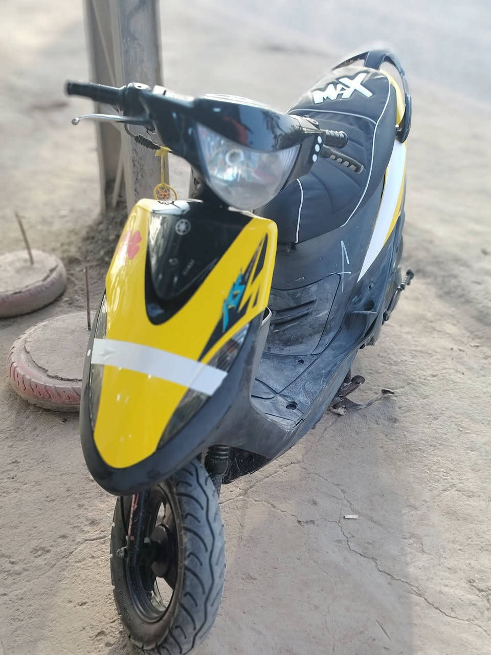 سلام عليكم اخوان دراجه ماكس عدله البيع مديل 2007 اشاير شغالات صطاب ورا وگدام يشغلن مكينه بلاديه ما مفتوحه بوشه بلاديه49 ستوني شدلها تخم تايرات جدد كفراتة تجاريه فقط كفاله عن سريقه عنوان بصره ابو الخصيب حمدان سعرها مليون 125 وبيها مجال هاذ رقمي وتصل على واتساب ***********
