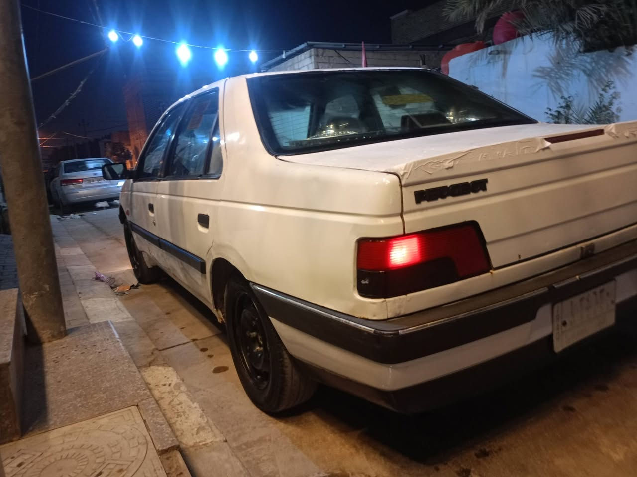 سنويه لل 27رقم نجف السياره جاهزه علا اخر حبايه طابوكه جديده ستوني شاهده ماصارلي سبوع من شديتها كير عينه وصينيه جدد تبريد ثلج حداديه 80 بل 100 كهربائيات كلها شغاله بيع او مراوس ب بي أم السعر 35 وبيها مجال بيها جاملغين وبنيد بدون ضربه قويه رقم ***********
