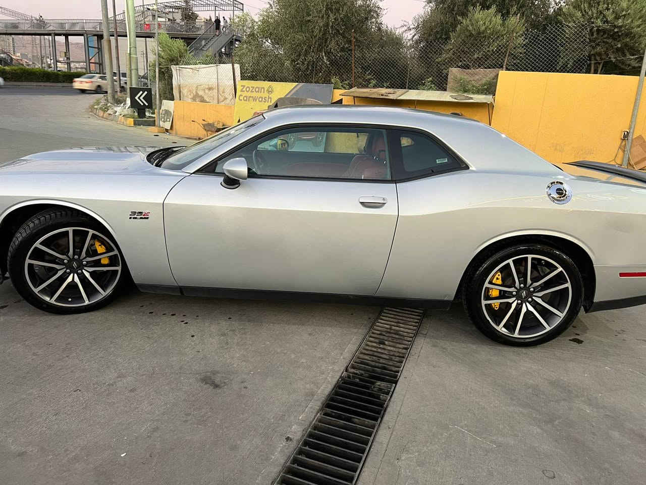 دوج چالنجر 2023 فول مواسەفات 
مەکینە 8 بستۆن 
٧٥ هزار رويشتوه
٣ پارچه و بستيك صبوغ 
سەنەوی ژینگەی نوێیە 

سعر : لە کۆمێنت داوای بکە ڕاستەوخۆ بۆت دێت 🤖 

گێڕ و مەکینەی بەشەرت 
هیچ کێشەیەکی تێدا نییە 

ژمارەی خاوەنەکەی 
***********
وەتسئاپ
