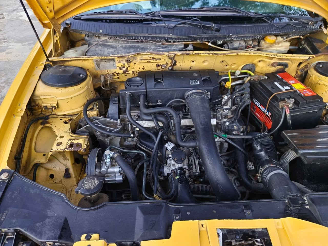 سلام عليكم سمند للبيع موديل 2010 داخل اسود السياره جديده مكفوله من الظربه  كير ومكينه فرنسي مكفولات تخم تاير جديد صدر امامي خلفي جديد باور وسلف ومشط ستيرن جدد كهربائيّات كله شغاله رقم بغداد السياره شرط التحويل اكاتبك مروري التبريد وتتفئه شغالات لاكن الفان وكف امانت الله ماعرف ليش هسه وكف عدي السياره مصبوغه فرن اثر جراد فقط لجماليه لاظربه ولاتبديل السياره دوشمه ونايلون جديده السعر 32 وبيه مجال مكاني بغداد الزعفرانيه ***********
