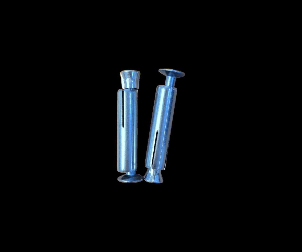 السلام عليكم 
قاصة رقمية

الاستخدامات:

حفظ النقود والمجوهرات والمقتنيات الثمينة بأمان.

مثالية للاستخدام المنزلي أو في المكاتب والمتاجر.

يمكن تثبيتها على الجدار أو الأرضية لزيادة الأمان.

مناسبة للسفر أو كخزنة صغيرة إضافية داخل البيت.

المميزات:

تصميم رقمي حديث بكود سري قابل للتغيير (3-8 أرقام).

نظام قفل مزدوج: فتح بالرقم السري أو باستخدام المفتاح الطوارئ.

تنبيه عند إدخال الرقم الخطأ (ضوء أحمر + قفل مؤقت).

إضاءة مؤشر (أخضرأحمرأصفر) لسهولة الاستخدام.

القاصة مصنوعة من معدن قوي وصلب، صعب ينكسر أو يتضرر بسهولة.

تعمل بـ 4 بطاريات AA مع إمكانية الفتح بالمفتاح عند نفاد البطارية.

فتح سهل: بعد إدخال الكود والضغط على (E)، تضيء الإشارة الخضراء ثم يُفتح المقبض.

قابلة للتثبيت بفضل فتحات خلفية مع براغي التثبيت.

محتويات الصندوق:

القاصة الرقمية (23×17×17 سم).

2 مفتاح طوارئ.

4 بطاريات AA.

براغي تثبيت معدنية.

دليل الاستخدام بالصور.

ملاحظات:

رمز المصنع الافتراضي هو 159، يجب تغييره فوراً عند أول استخدام.

في حال إدخال الرقم الخطأ 3 مرات متتالية، يتم قفل الخزنة مؤقتاً.

سعر 35
توصيل لجميع المحافظات العراق


**إذا كنت صاحب هذا الإعلان وتريد حذفه لأي سبب، رجاءا أرسل رسالة إلى الدعم الفني**