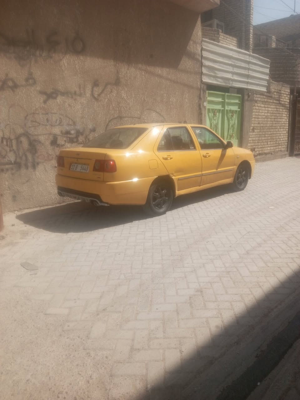 سلام عليكم 
شيري كوين 
مديل 2011
سياره محوره كير مكينه بيكاجوو
السياره ما مبدل بيها ي شي لا صبغ ولا ظربه عده الدوس مصبوغات السياره كير مكينه تبريد ثلج كله مكفول تحويل مباشر السياره بسمي مصفره ه‍يئه و غرامات رقم نكليزي تخم تأير جديد ي نقص مابيها مكاني بغداد مدينه الصدر 
السعر 35 وبيها مجال قليل 
***********
