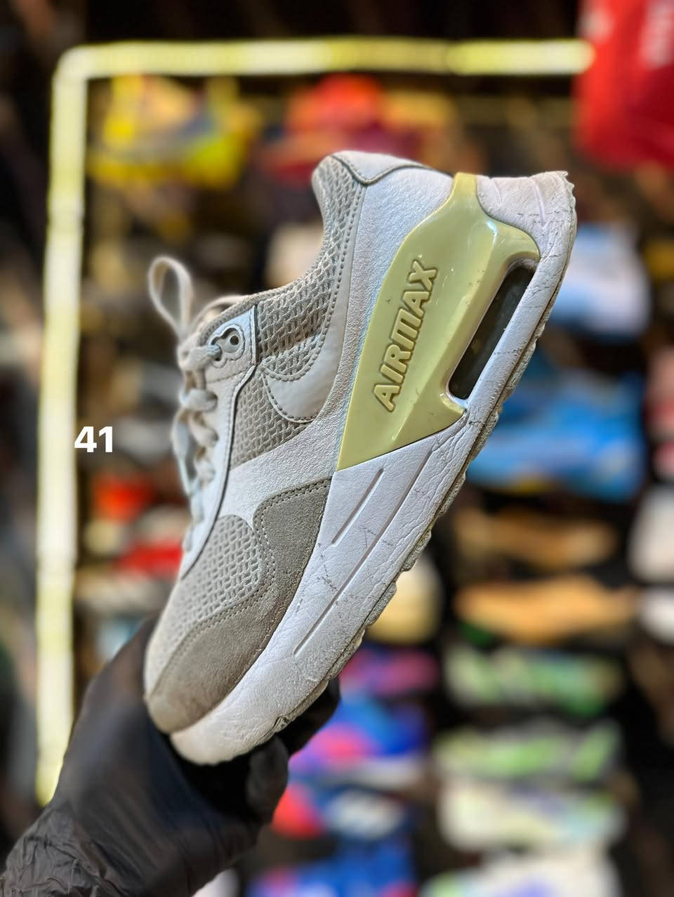 السلام عليكم ورحمه الله و بركاته

لايك و متابعه حبايب ❤️

احذيه باله اصليه و كالة نضافه (100‎%‎) القياس المكتوب فقط 

سعر القطعة (15) قطعتين (25) الف 

توصيل جمية انحاء العراق

@إشارة


**إذا كنت صاحب هذا الإعلان وتريد حذفه لأي سبب، رجاءا أرسل رسالة إلى الدعم الفني**