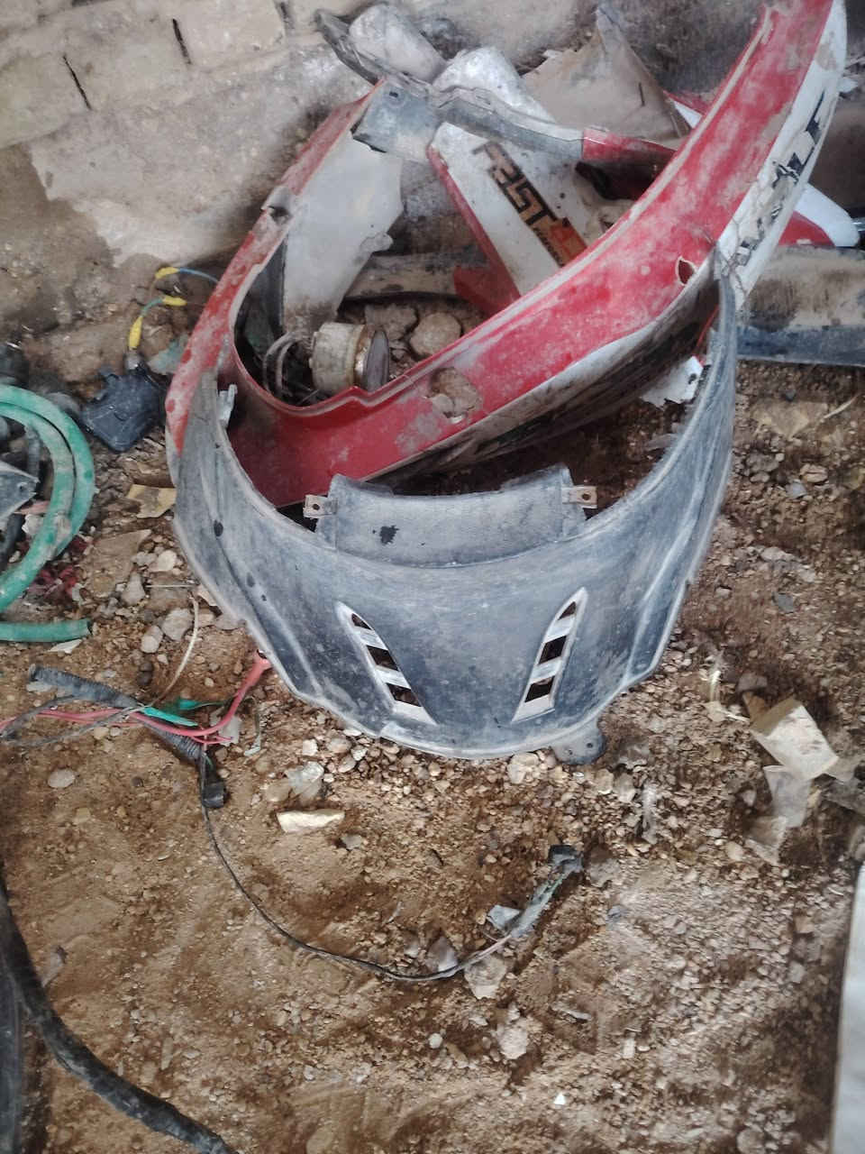 سلام عليكم شباب ريد بيعه ثني غاراض


**إذا كنت صاحب هذا الإعلان وتريد حذفه لأي سبب، رجاءا أرسل رسالة إلى الدعم الفني**