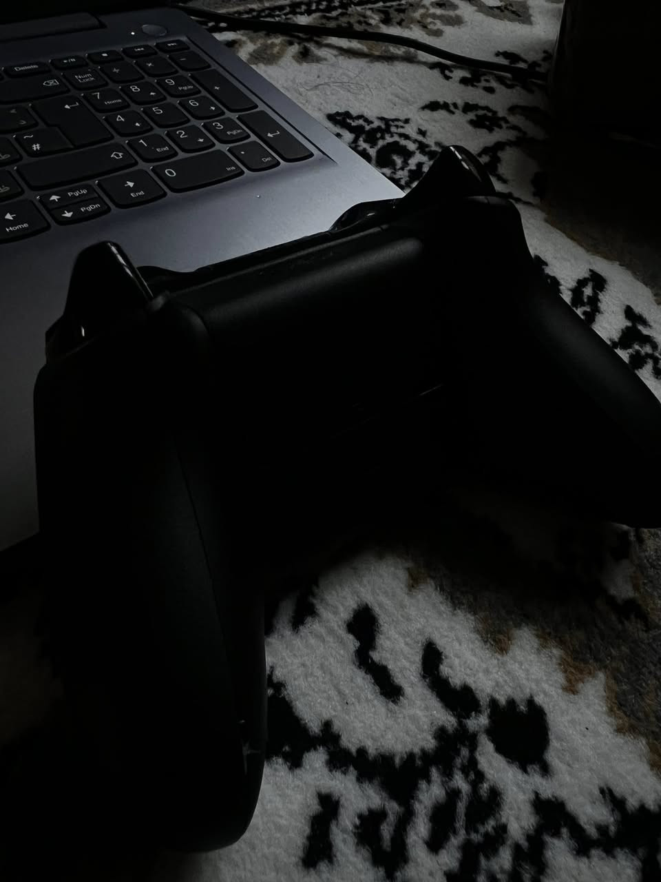 سلام عليكم
جوستك اكس بوكس ون 🔥

الجوستك جديد شرط ما مستخدم ⚒️

ينربط اكس بوكس one و سيريس X/S و حاسبه 🧬

مال جهاز اصلي شرط الفحص 🤝

ما بي اي درفت او عطل اي خلل ما بي جديد 

و فحص حاسبه مرفق فيديو اسفل ⬇️

العنوان :- كركوك 📍

توصيل موجود 🚚

السعر :- 35 💸


**إذا كنت صاحب هذا الإعلان وتريد حذفه لأي سبب، رجاءا أرسل رسالة إلى الدعم الفني**