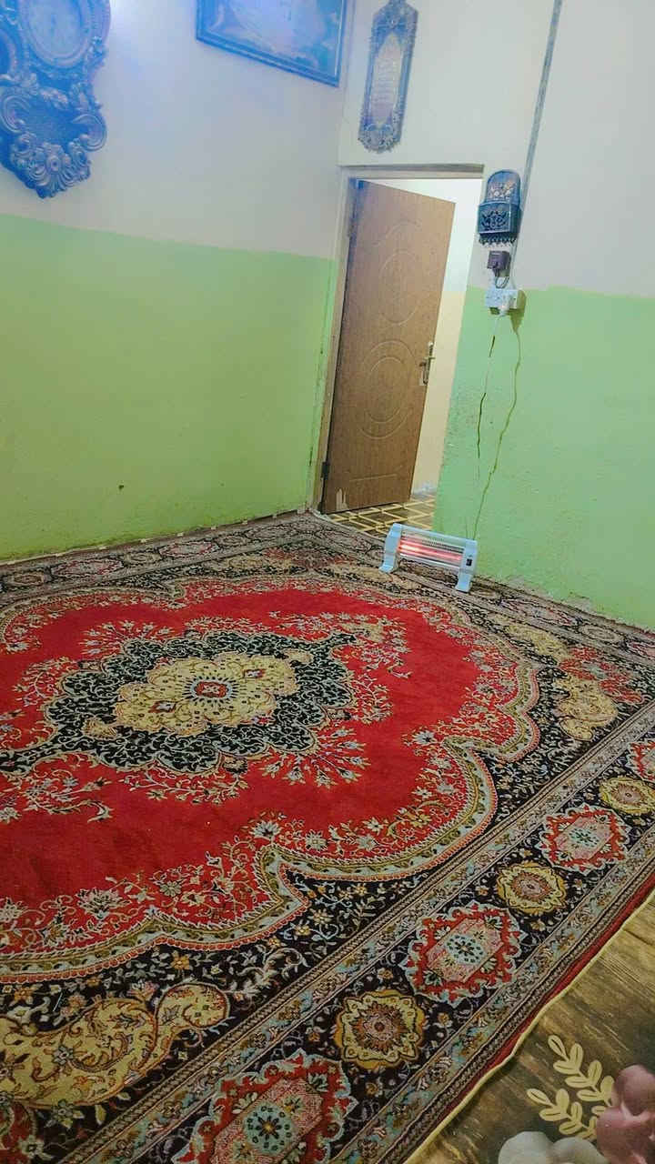 بيت تجاوز للبيع بضهر المدرسه الماجدات المساحه 120  للتواصل على هذا الرقم ***********0
