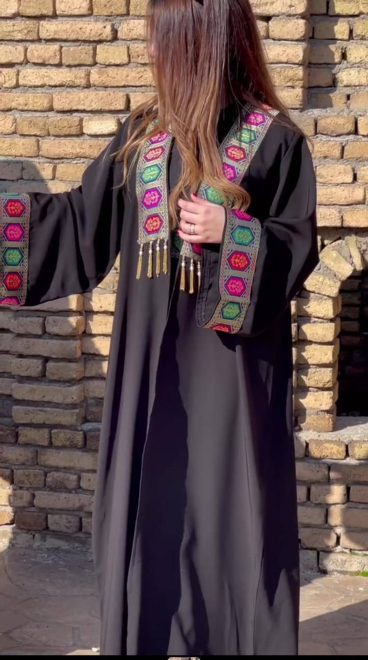 القياس فري سايز تلبس لحد وزن 75 كيلو نوع القماش سندريلا سعر القطعه ب25 الف مع التوصيل لجميع محافظات العراق***********
