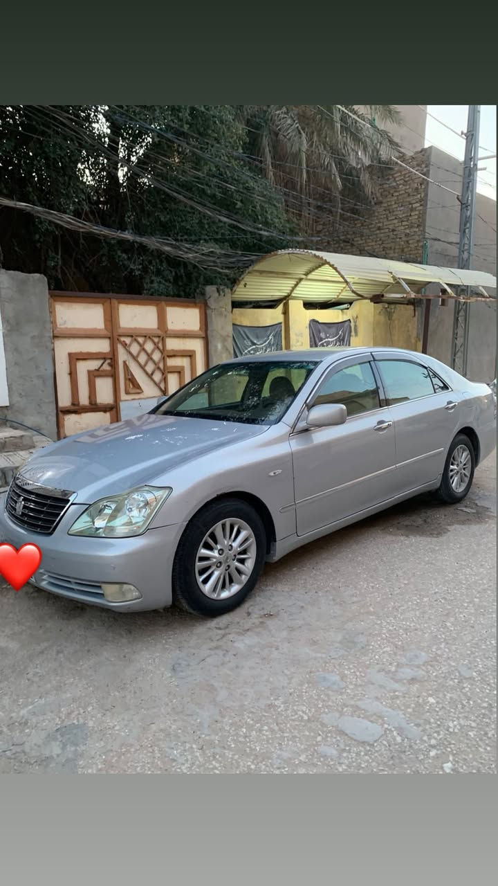 سلام عليكم  شاهينة للبيع ادوات شاصي 180 محرك 2500 كصة جنطة سيارة مال جناي تحويرة نجف فوك وجوة دشبول عارف العيساوي داخل عسلي بلجيس احلة من الصور دكمتين السيارة بردة خلفية حساسات شغالة ضفيرة جديدة من الطول للطول تخم تاير تبريد ثلج وشغال تدفئة تبريد كل نقص مابية متؤمة برقم وشغل مااعتقد واحد مسوي مثلة السعر 45بيها مجال العنوان نجف ***********
