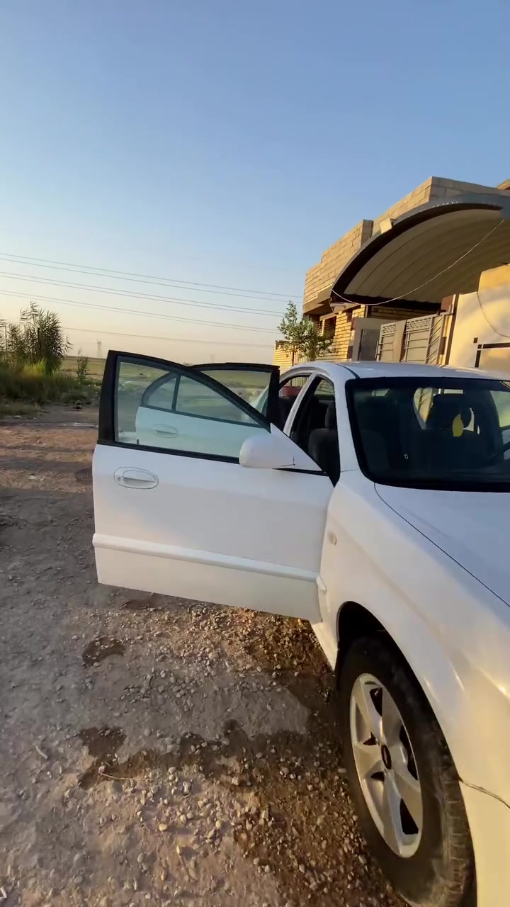 يا الله السلام عليكم شوفو ليت ابيكه للبيع سياره حلوه او كلش نضيفه او ما متعوبه بعدهة بلاد الله شاهد مصروف عليهة السياره او سياره رزنه او قويه السياره وارد خليجي مكفوله كفاله عامه ما عده بارد قليل باب السايق رجع عليه ابو ستوته او كحلته السياره تبريد ثلج رقم أربيل لل ٢٠٣٠تخم تاير جديد حداديه خلفي امامي جديده مكينه او كير قبل شهرين شديتهن حاويه ضفيره مالتهة حاويه من دعاميه لدعامي جديده الله شاهد بيهة شاشه او كامره مري كهربائيه السياره مال بيت حته ما متعوبه ولا طالعه تجي وشوف وتصعد سونار او تفحص يلا تاخذ إذا مو نفس كلامي خسارلكً شتريد عمي إلا تكسرون بحلال العالم هسه اقل سياره تاخذهة ذب عدالهة يلا تصحه ولله الي ياخذهة من جانبه او ما يخسر عليهة الي ياخذهة بل خير عليه واني بل خدمه اتصل او بيك خير ودلل *********** مكان السياره واسط العزيزيه

